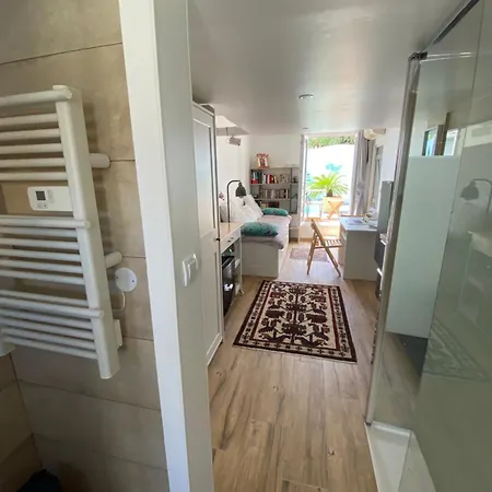 Bed & Breakfast Pres Gare Et Hyeres
