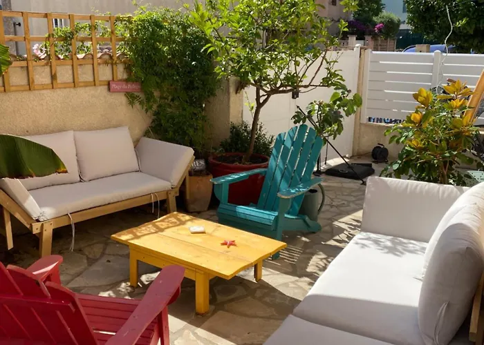 Près Gare Et 3* Hyères